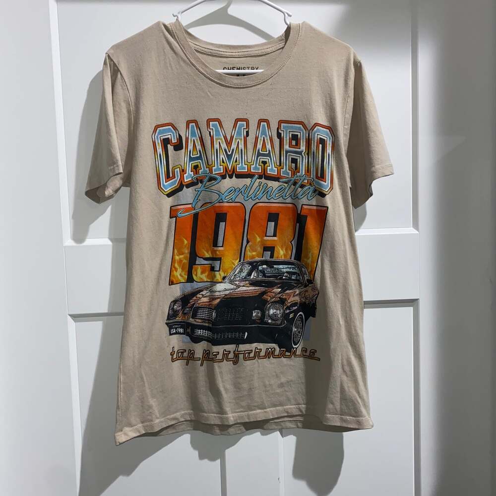 Chemistry Chevrolet Camaro 1981 Berlinetta Graphic T-Shirt